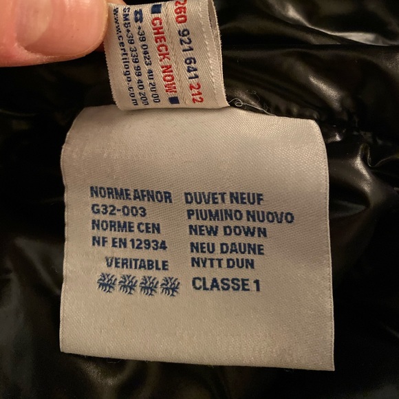 Moncler Jacket for Men (Size 3 - US L - EU 52) - Picture 7 of 7